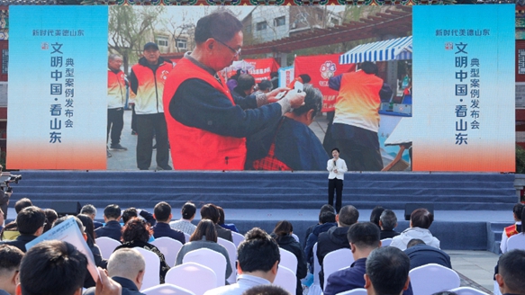 “蜜蜂堂”匠心酿文明