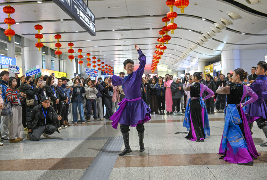 大湾区旅行商与自媒体达人组团到青城文旅踩线