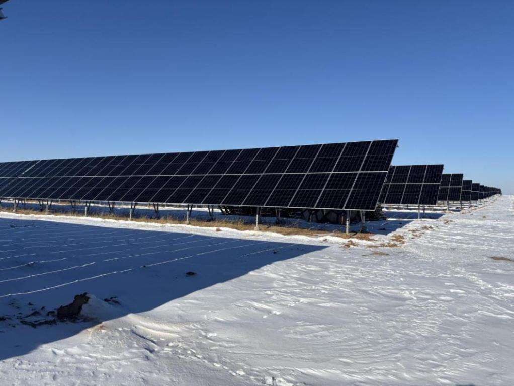 锡林郭勒盟：风光协同织就能源新图景