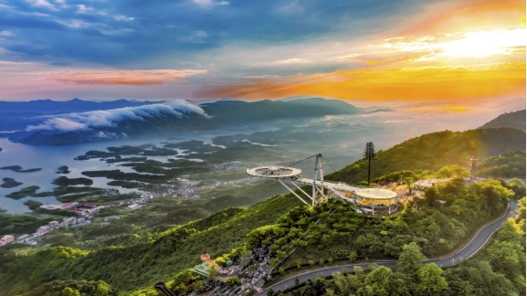 美丽小镇丨黄石，一个点石成金的地方