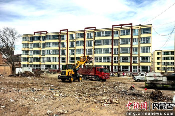 “绣花针”穿起千条线 “精细活”绘就新画卷