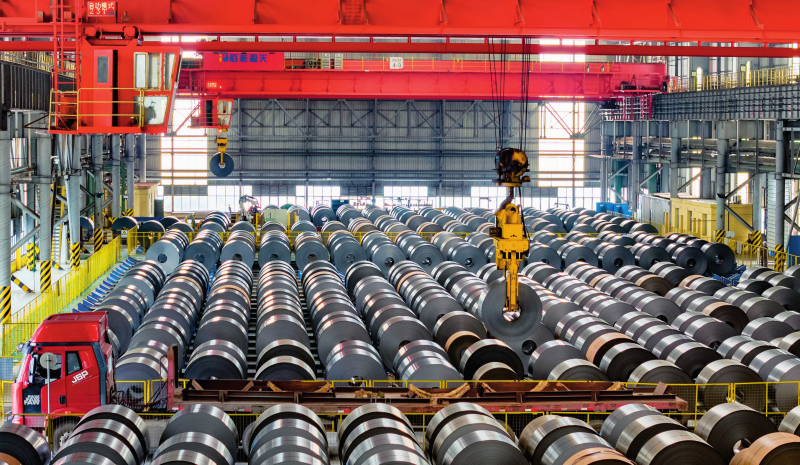 瞭望·治国理政纪事丨突出特色优势构建现代化产业体系